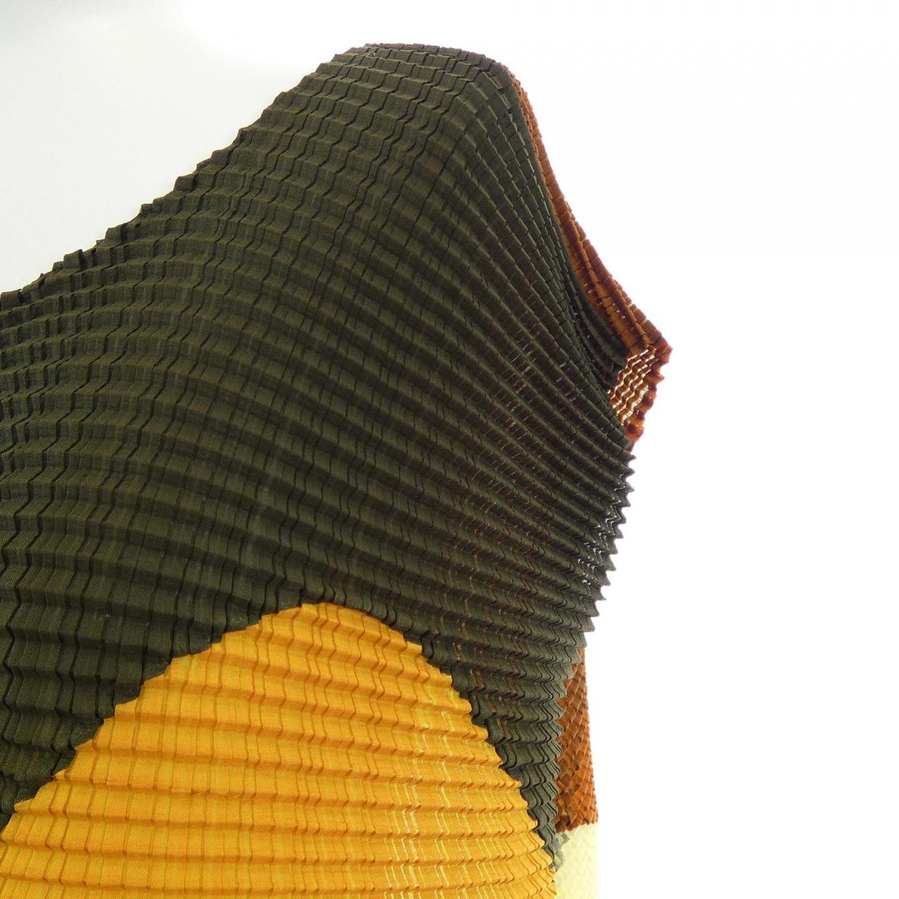 【ヴィンテージ】イッセイミヤケ ISSEY MIYAKE 2006 IM62FH601 トップス