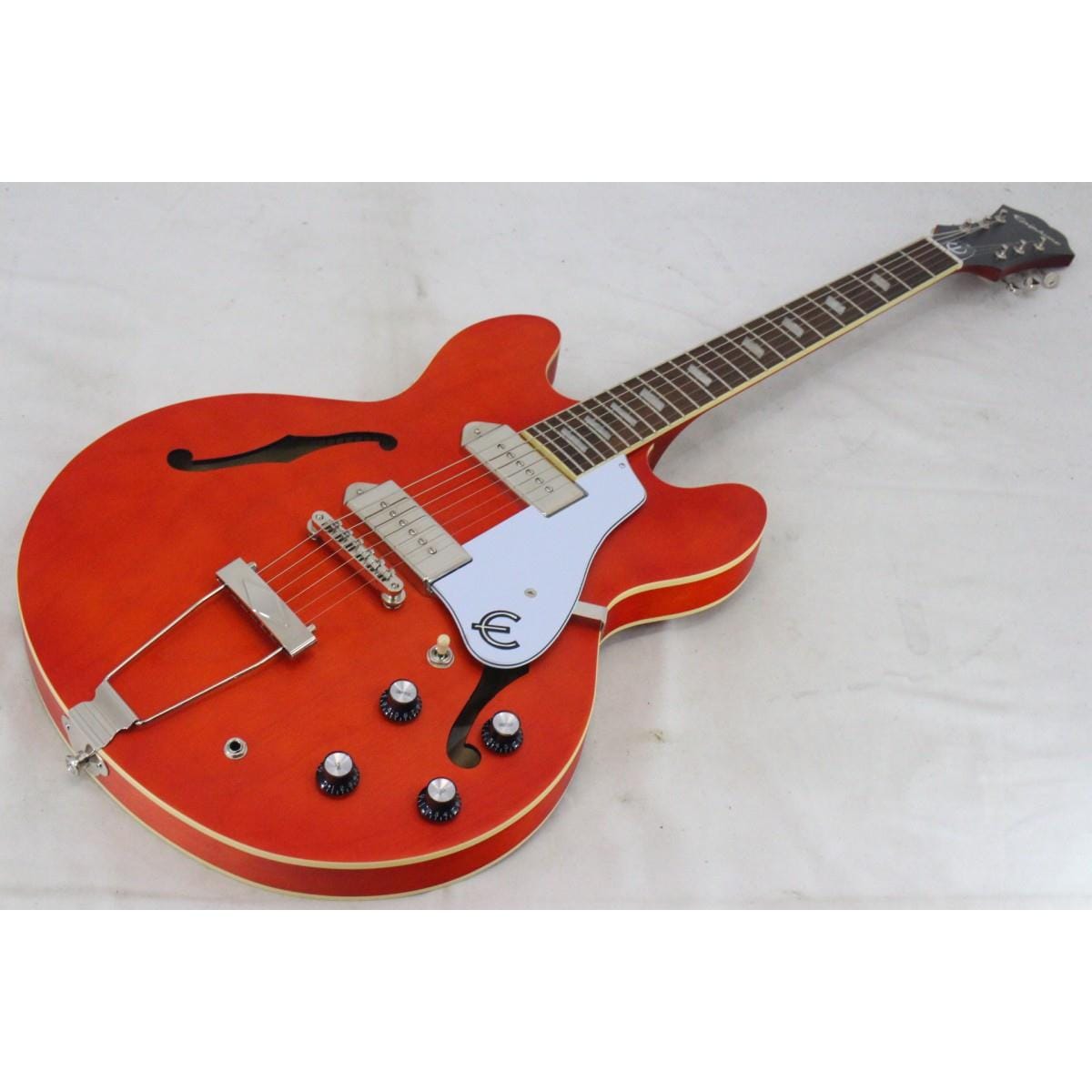 ＥＰＩＰＨＯＮＥ　　ＣＡＳＩＮＯ　ＷＯＲＮ