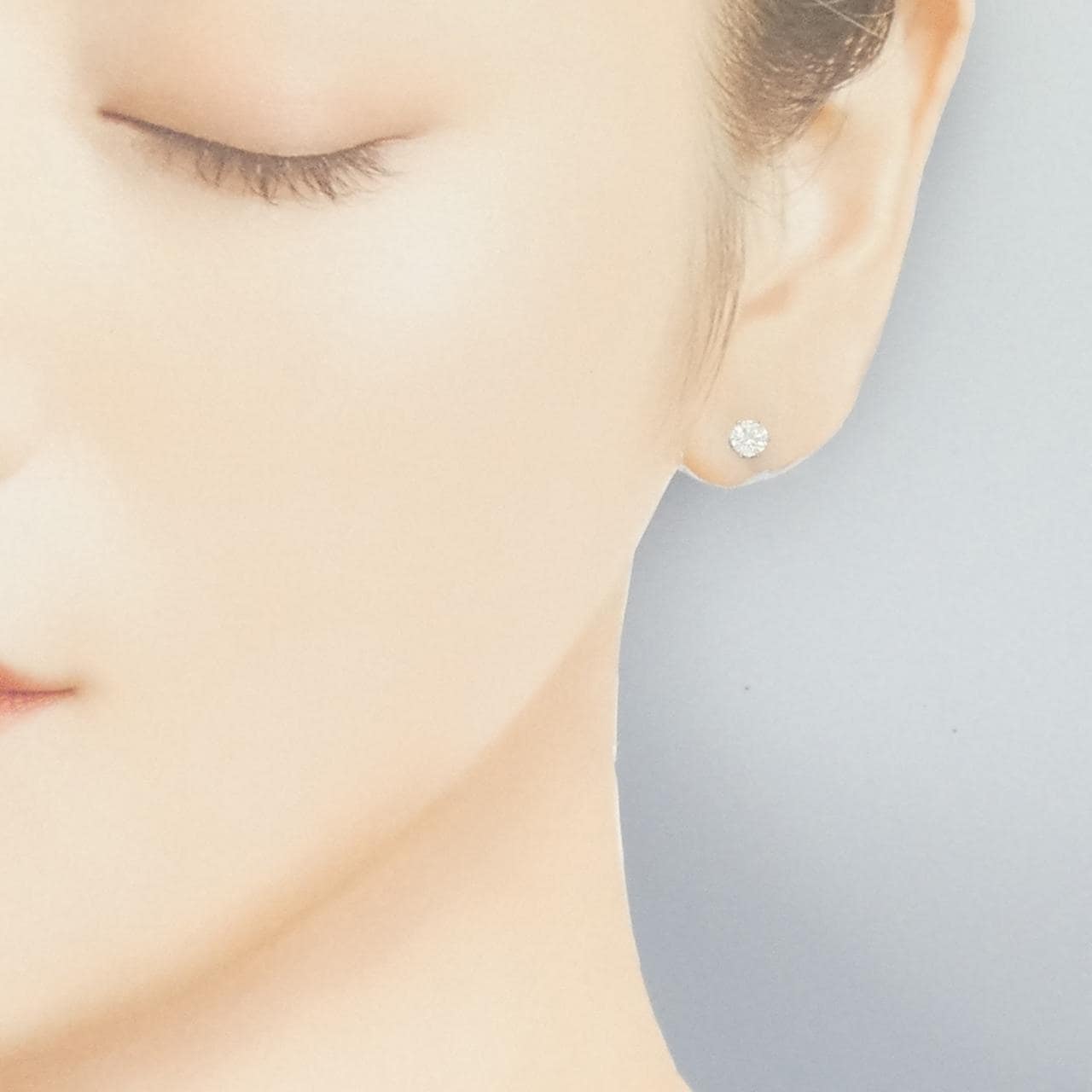 PT900 ソリティア ダイヤモンド ピアス 0.50CT