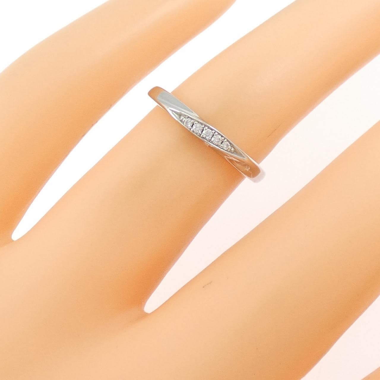 4゜C ダイヤモンド リング