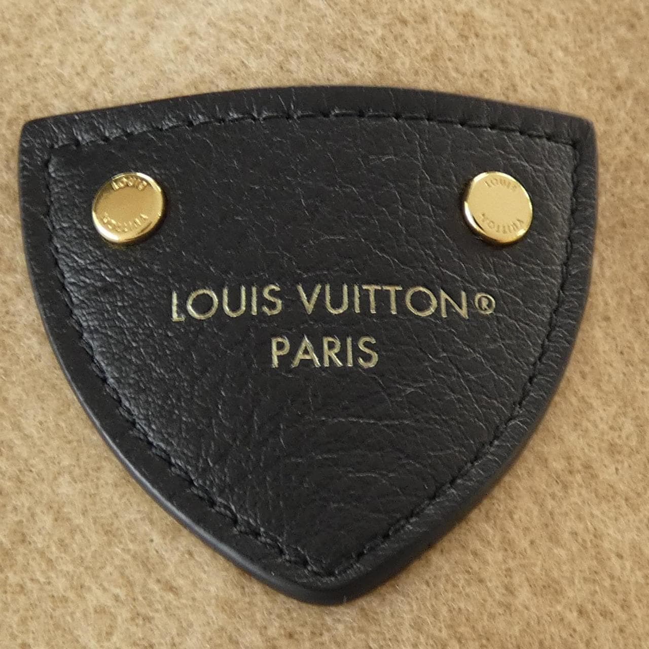 ルイヴィトン LOUIS VUITTON ベルテッドダブルフェイスフーデッドラップコート FMCO05NUV コート
