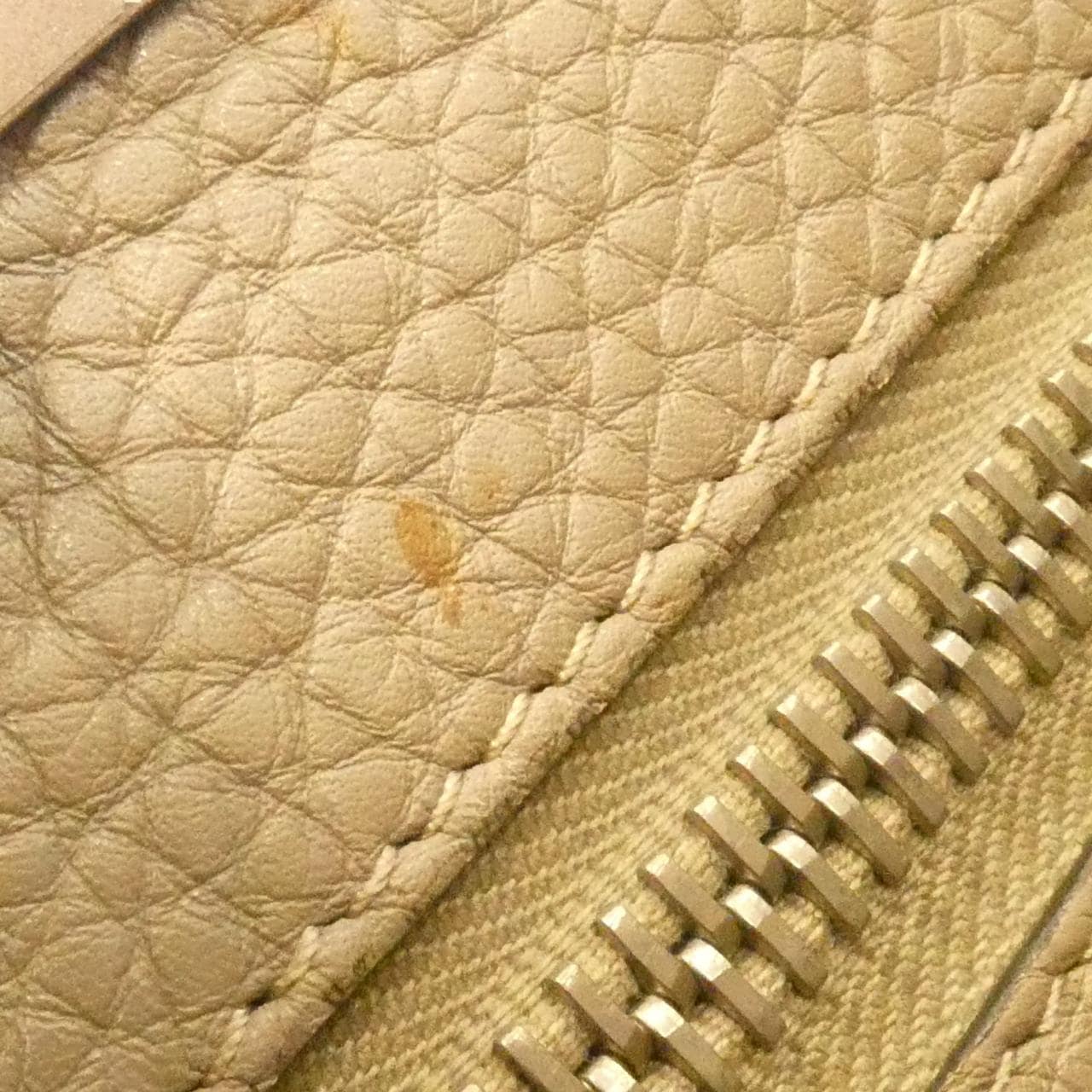 フェンディ セレリア ピーカブー 8BN290 1RM バッグ