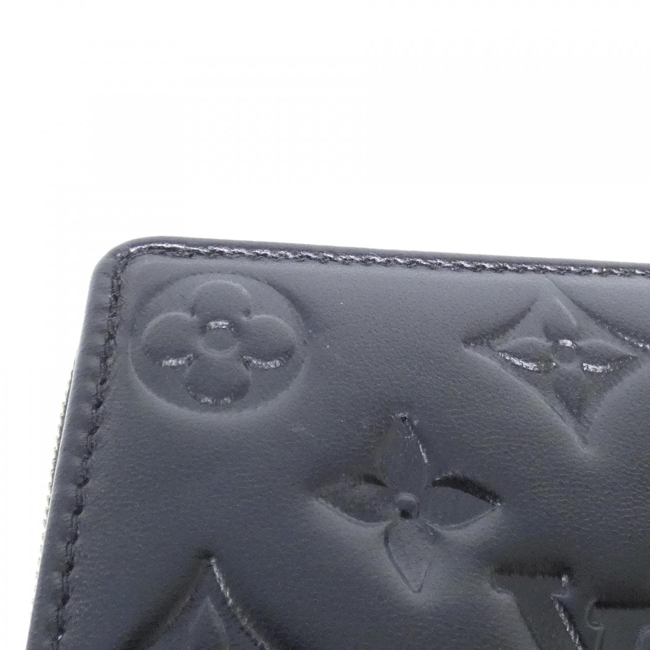 ルイヴィトン クッサン ポルトフォイユ ルー M81599 財布