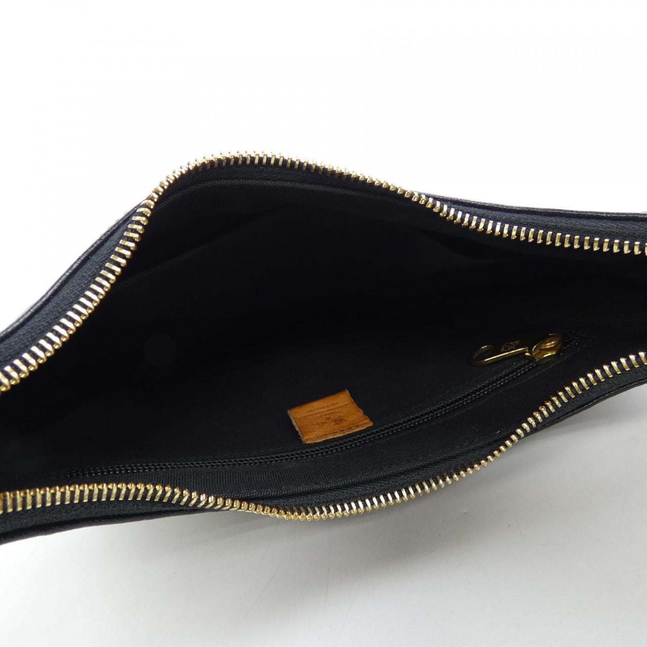 イルビゾンテ IL BISONTE BAG