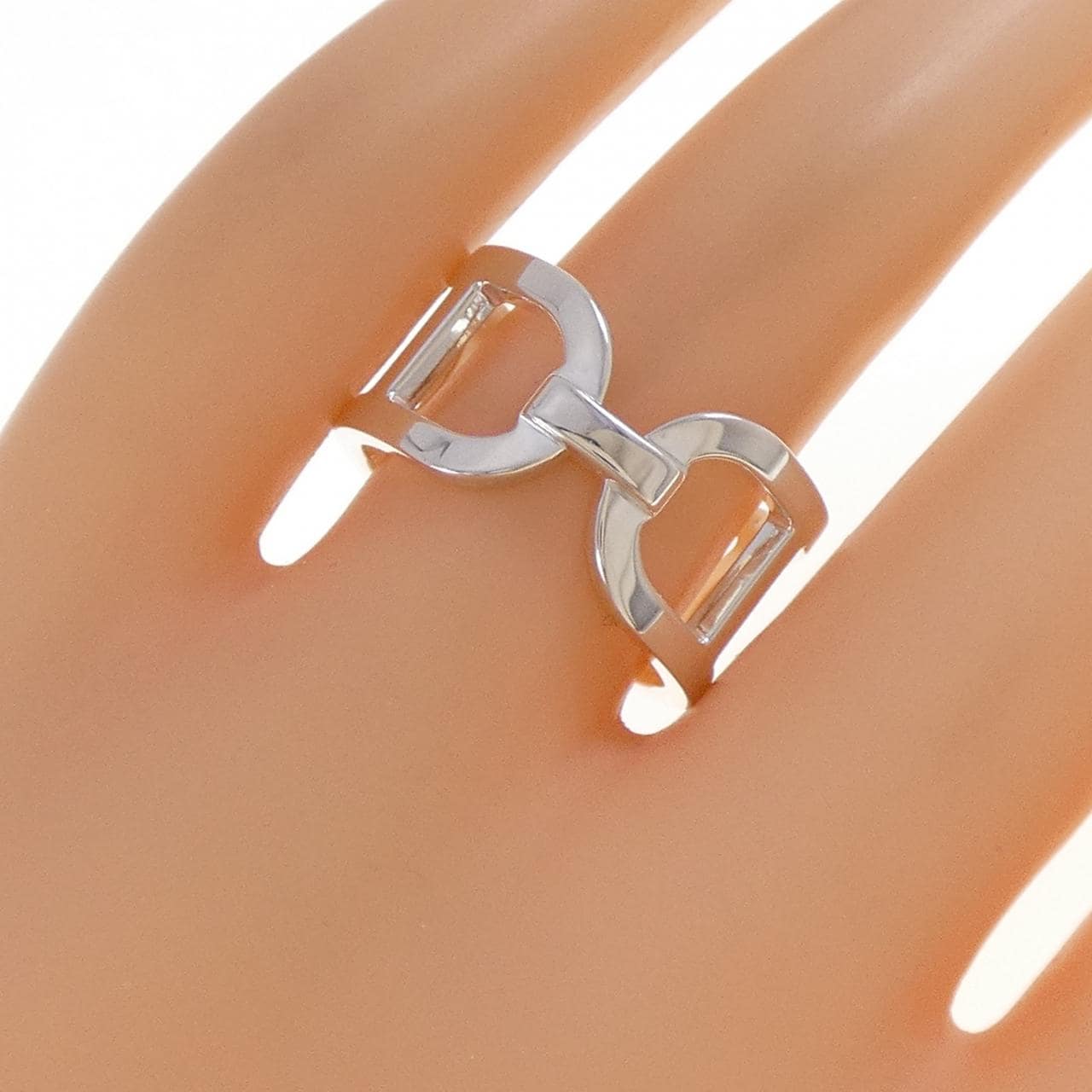 エルメス エヴァー シェーヌダンクル リング