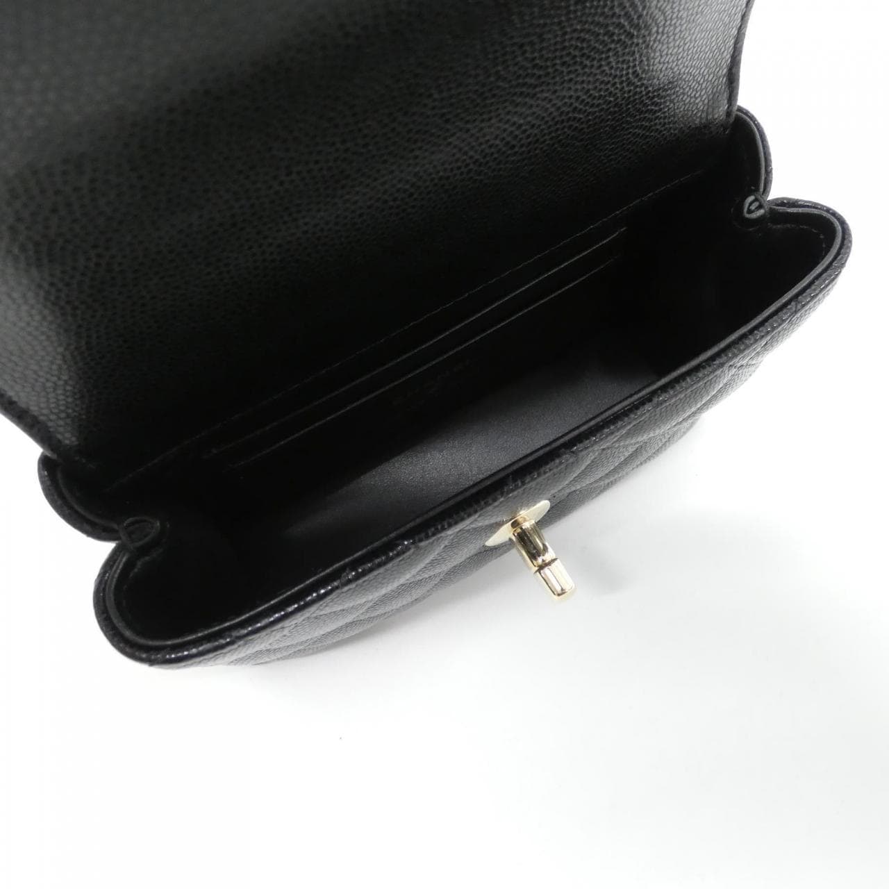 【未使用品】シャネル AP4244 チェーンクラッチ