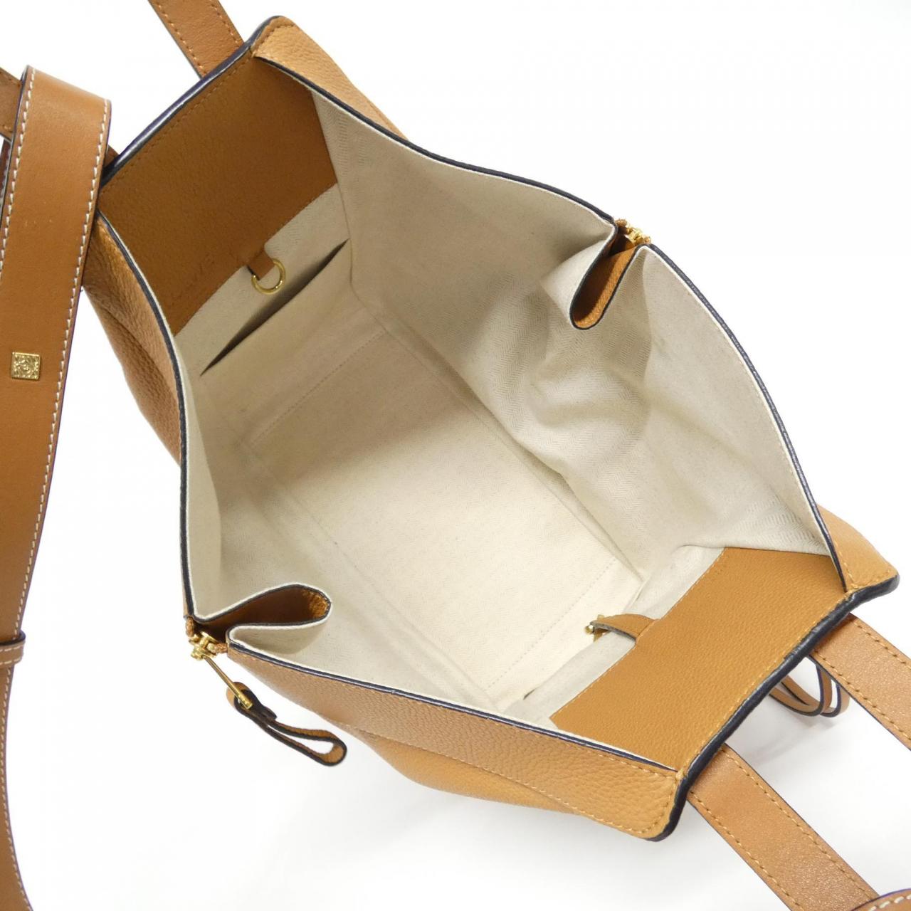 Loewe Hammock 387 12KN60 单肩包