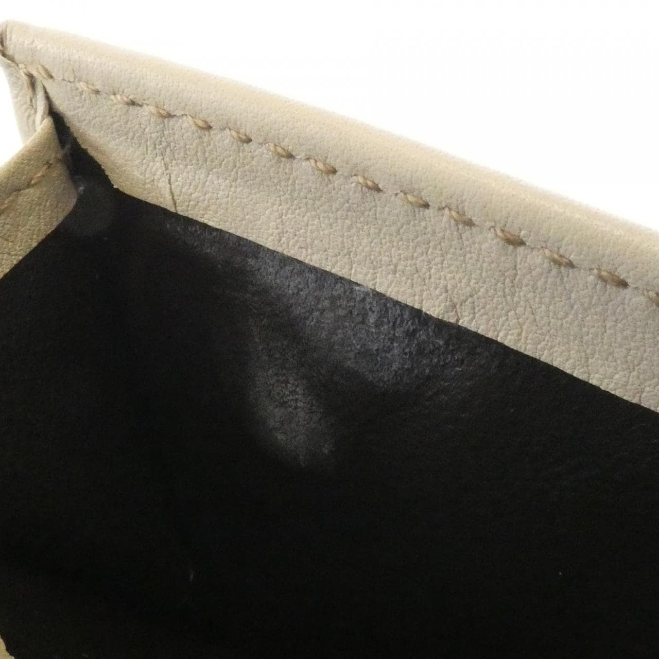 グッチ 282426 FAFXG 財布