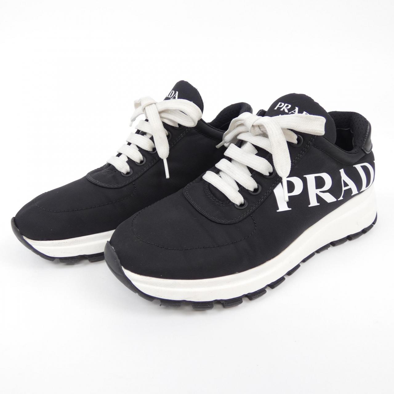 プラダ PRADA スニーカー