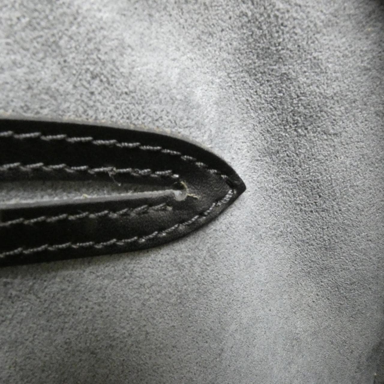 ルイヴィトン エピ スフロ M52222 バッグ