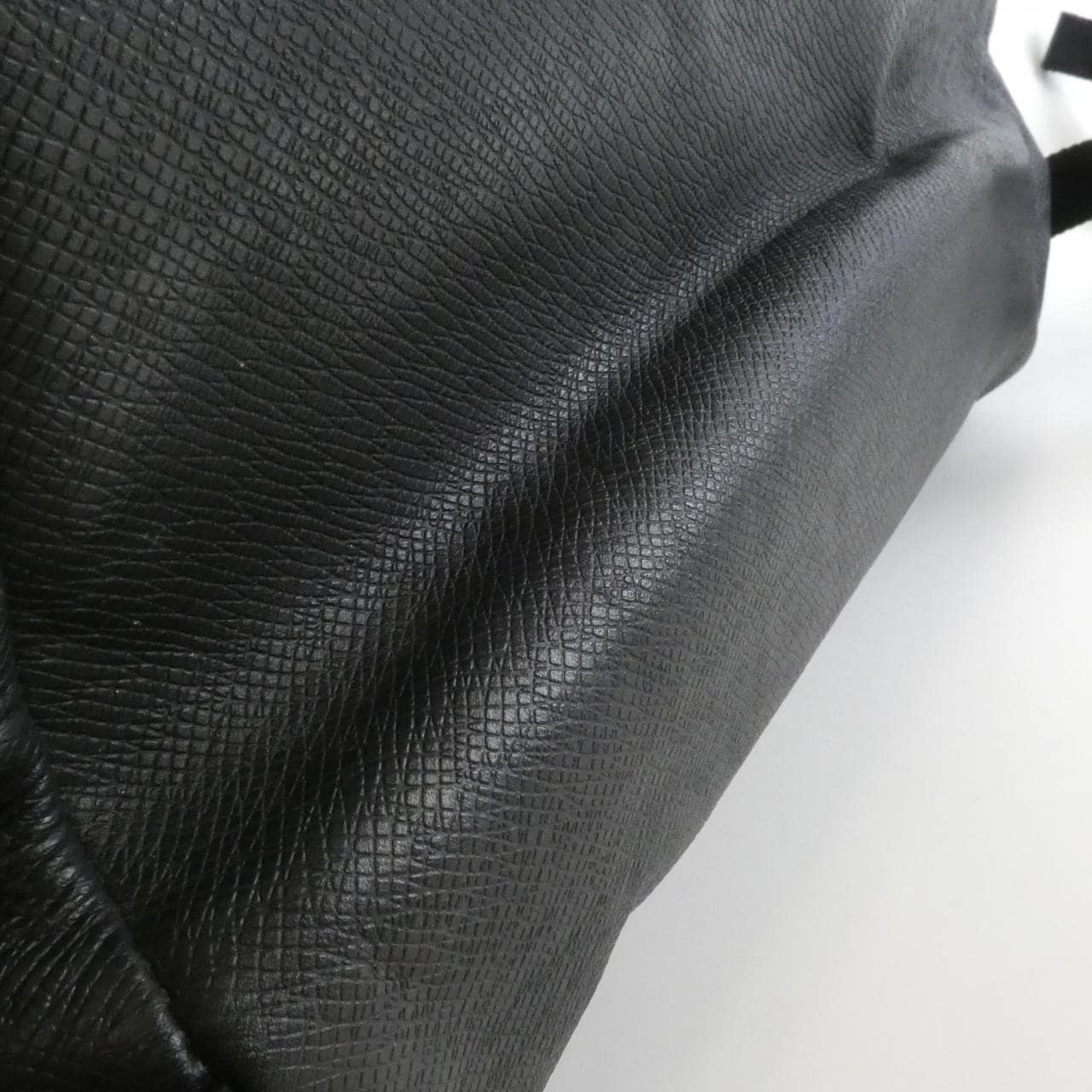 ルイヴィトン タイガ ラマ ディスカバリー バックパック M30230 リュックサック