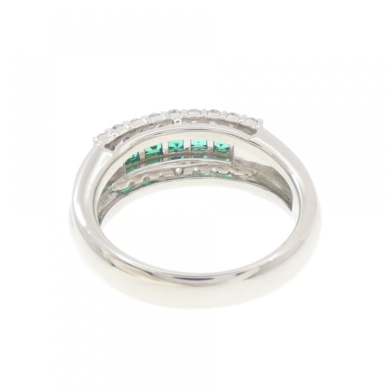 PT900 エメラルド リング 0.31CT