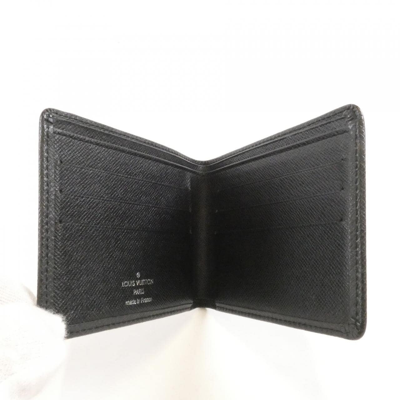 ルイヴィトン タイガ ポルト ビエ 6カルト クレディ M30482 札入れ