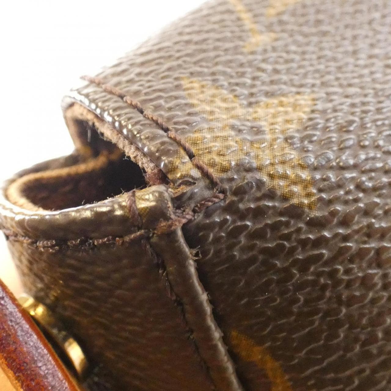 LOUIS VUITTON Monogram Mini Looping M51147 Shoulder Bag