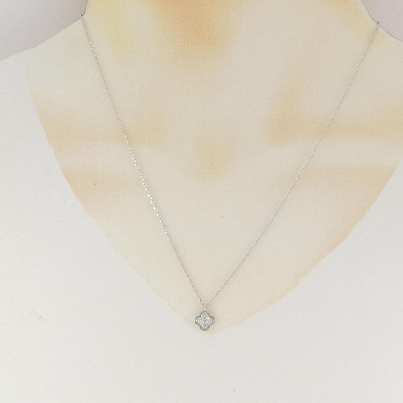 PT950/PT850 フラワー ダイヤモンド ネックレス 0.20CT