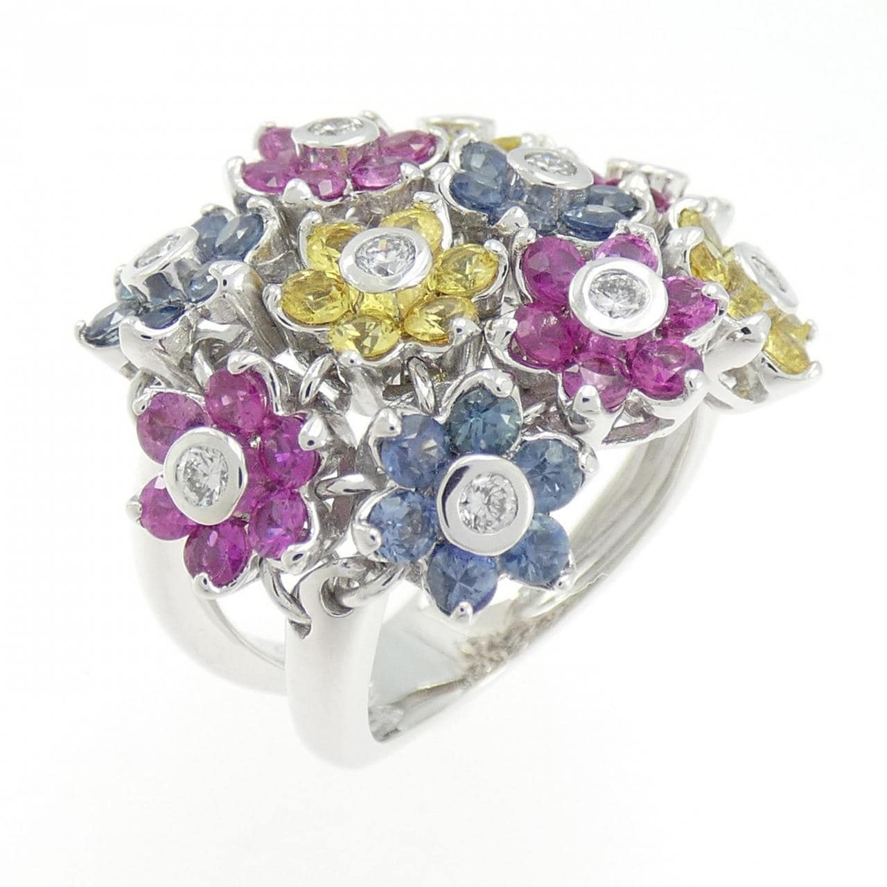 K18WG フラワー サファイヤ リング 1.95CT