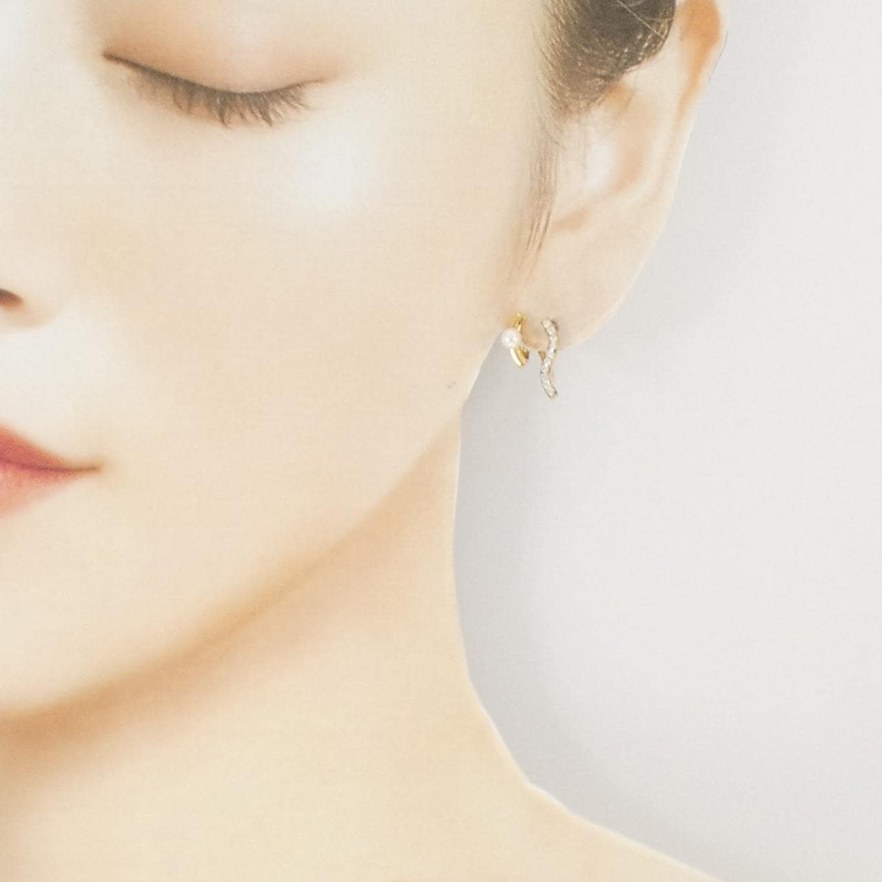 ジュエッテ 淡水パール ピアス 3.3mm