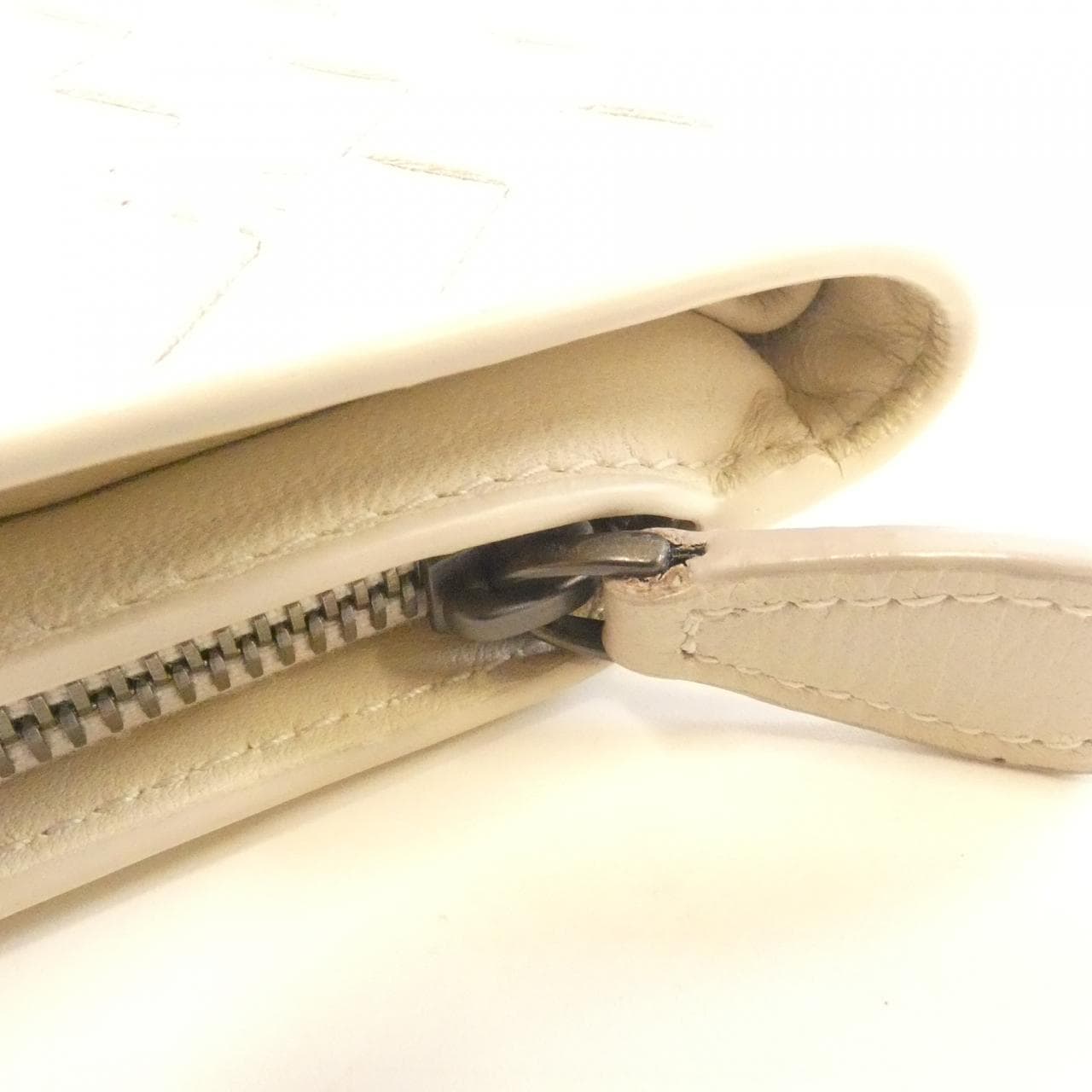 ボッテガヴェネタ 121059 VBIN1 財布