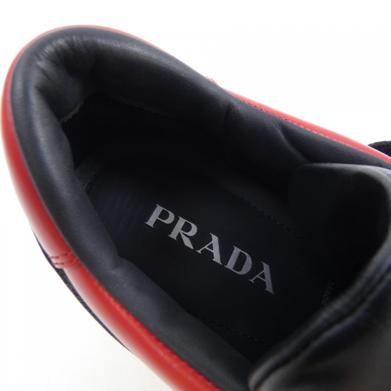 プラダ PRADA スニーカー