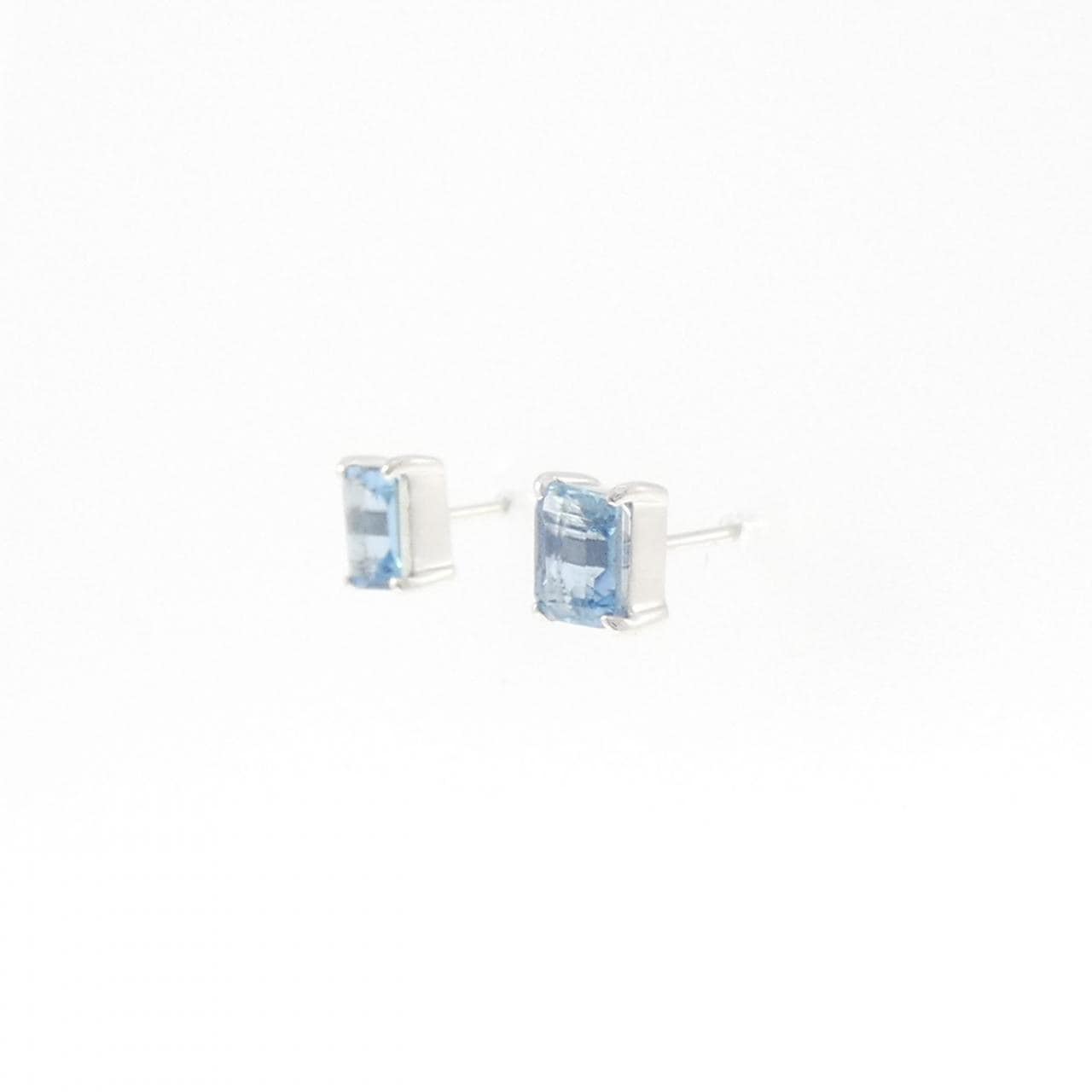 K18WG アクアマリン ピアス