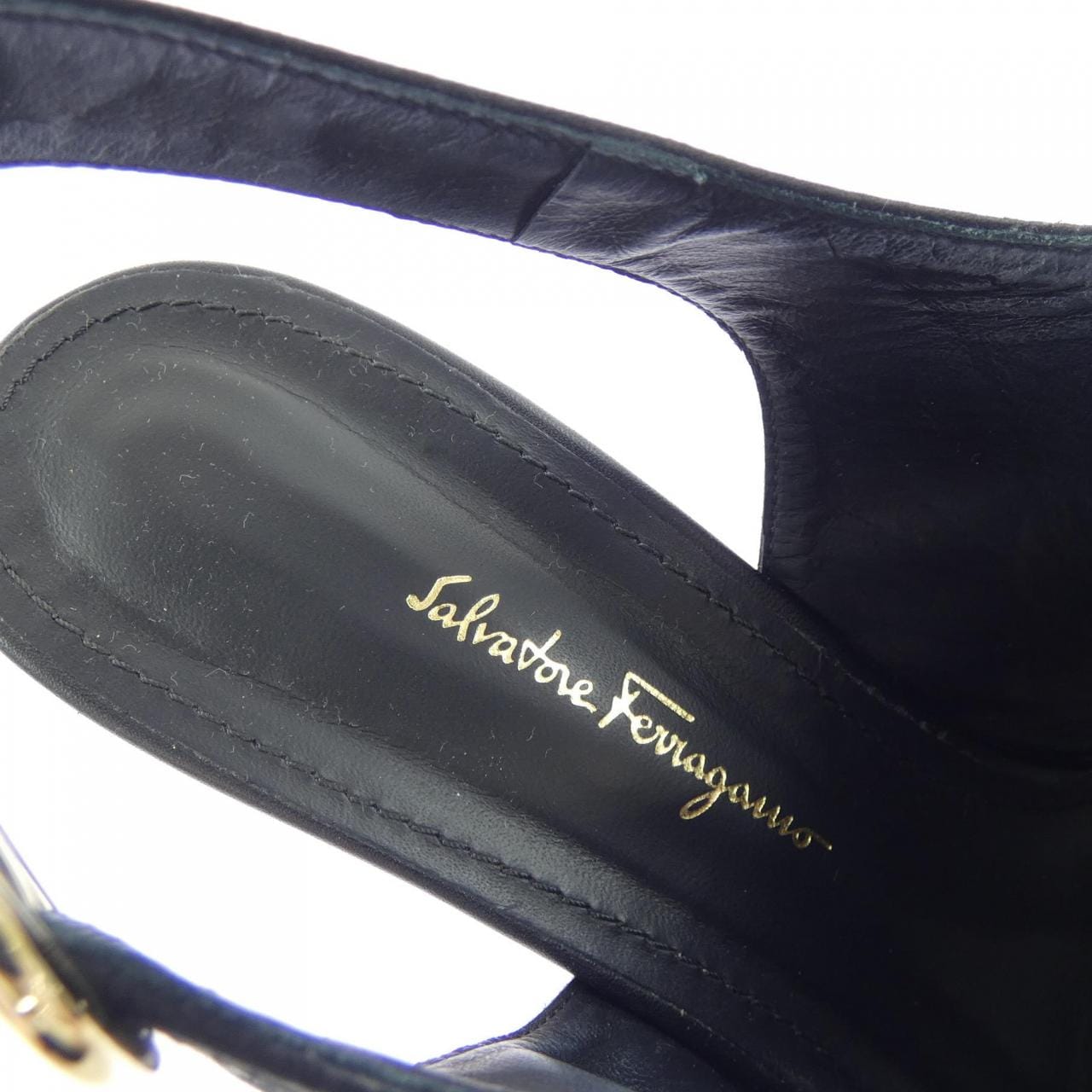 サルヴァトーレフェラガモ SALVATORE FERRAGAMO サンダル