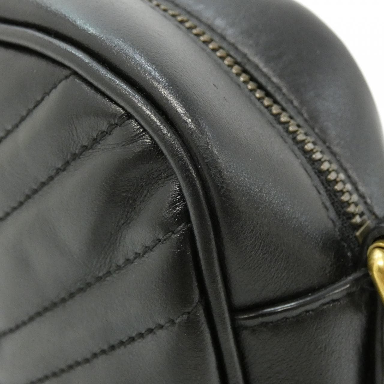 グッチ GG MARMONT 447632 DTD1T ショルダーバッグ