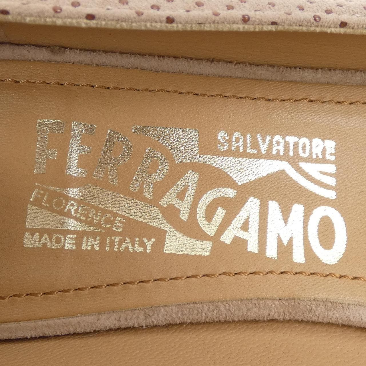 サルヴァトーレフェラガモ SALVATORE FERRAGAMO パンプス