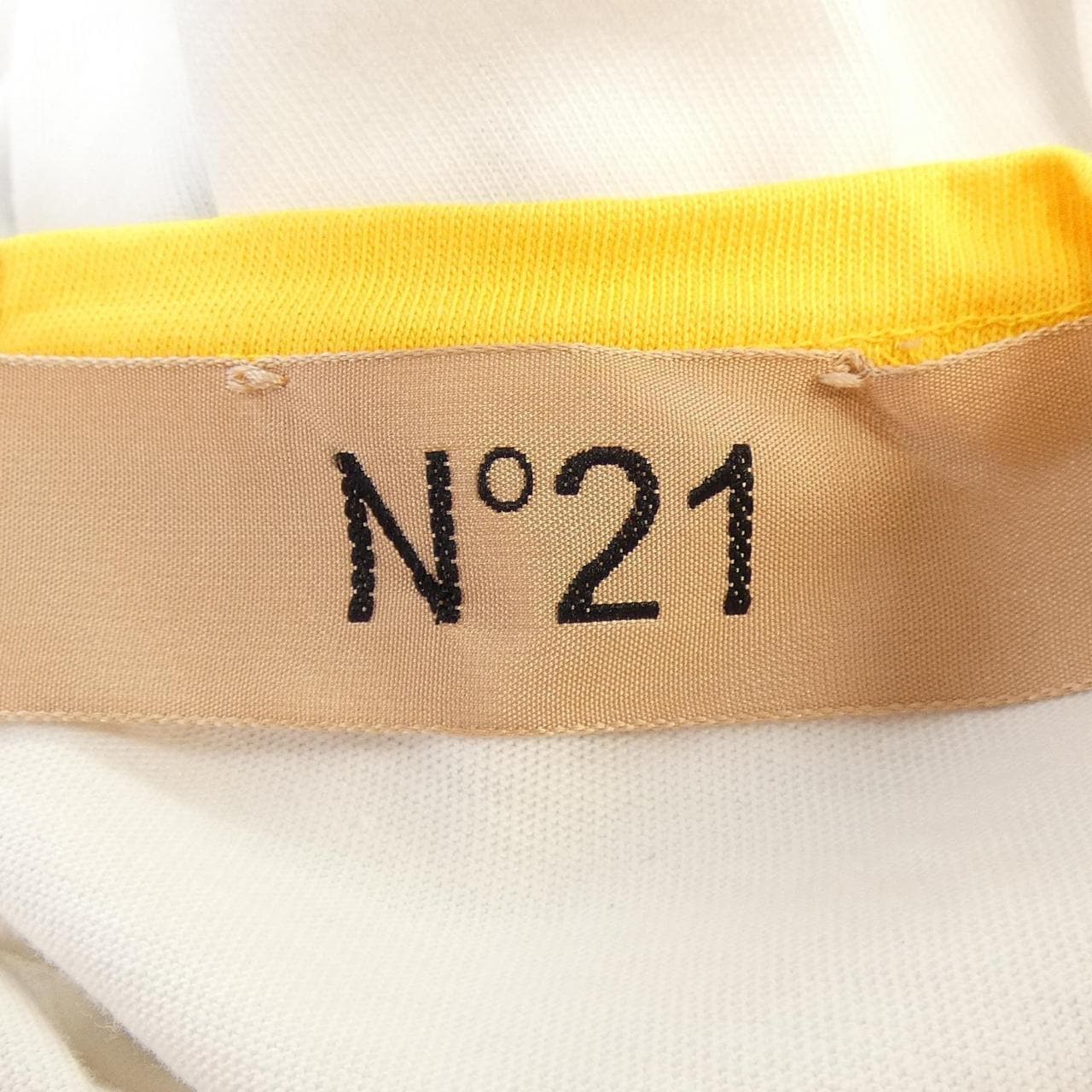 ヌメロヴェントゥーノ N°21 Tシャツ