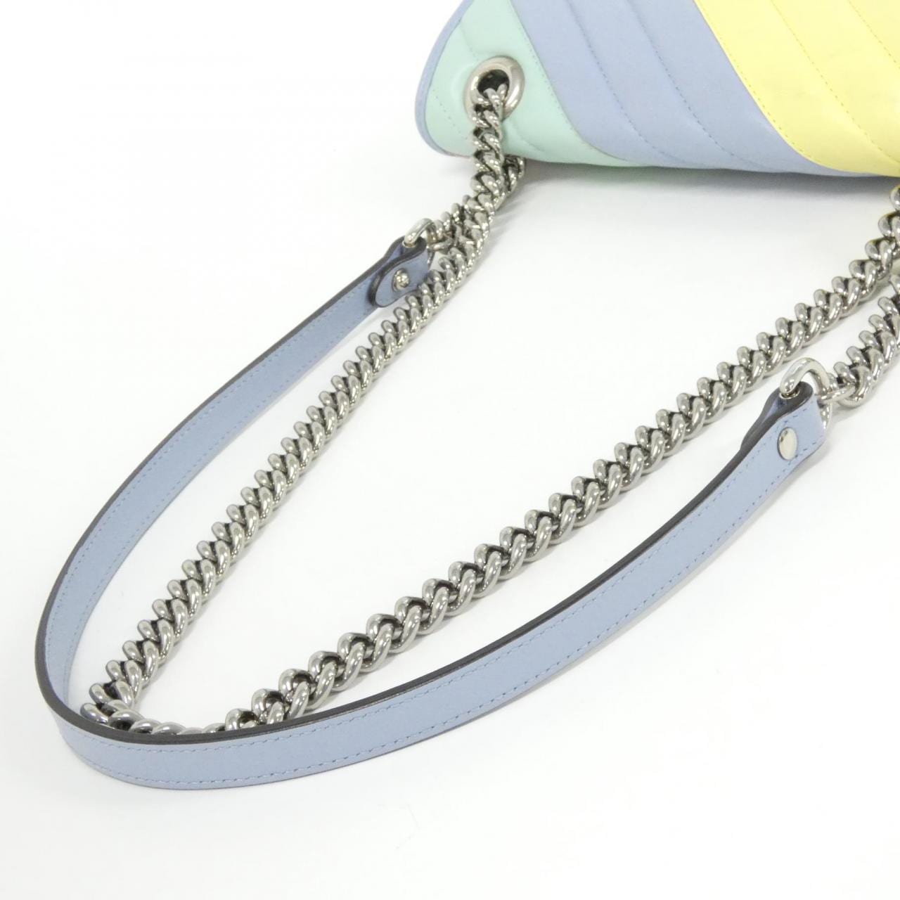 グッチ GG MARMONT 443497 DTDXP ショルダーバッグ