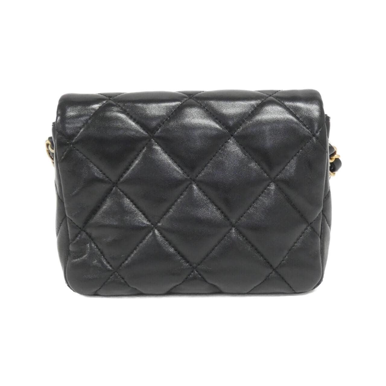 CHANEL AS3979 Shoulder Bag