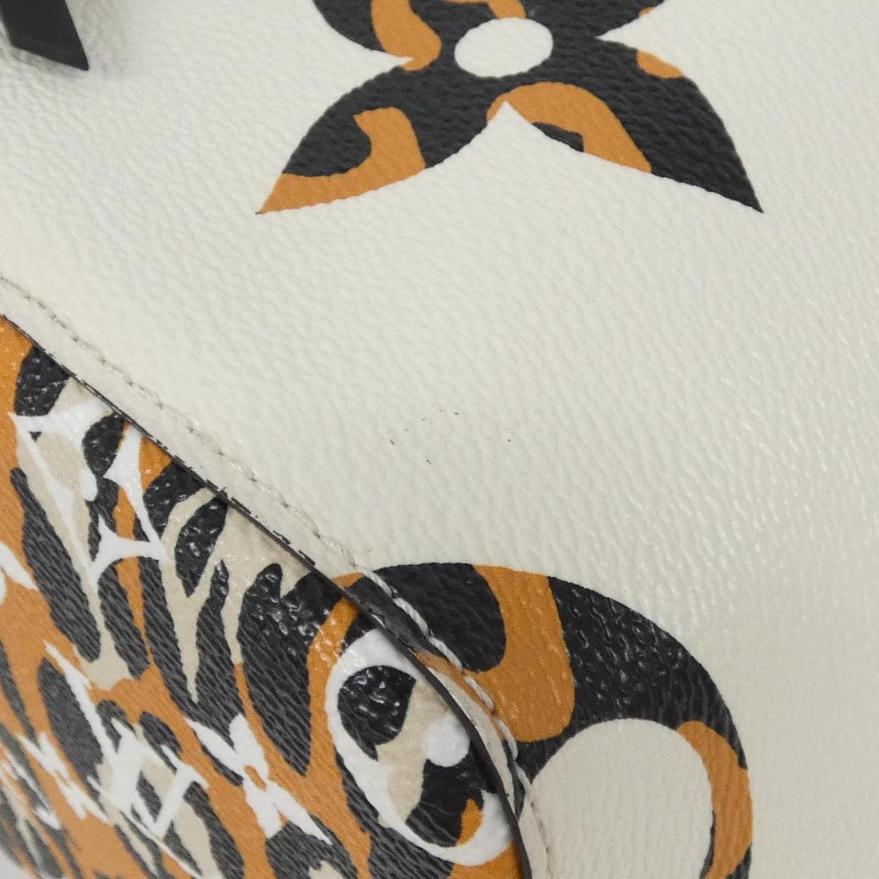 ルイヴィトン ジャイアント モノグラム ジャングル ネオ ノエ 2019 M44679 ショルダーバッグ