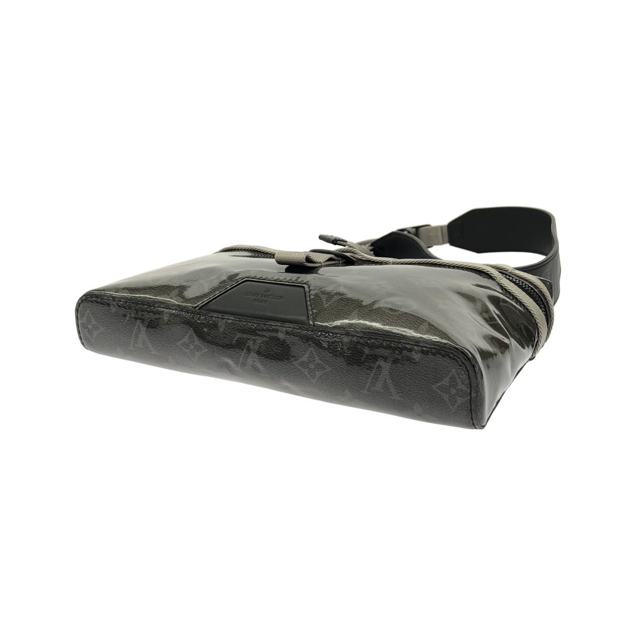 ルイヴィトン モノグラム エクリプス グレーズ メッセンジャー PM M52218 ショルダーバッグ