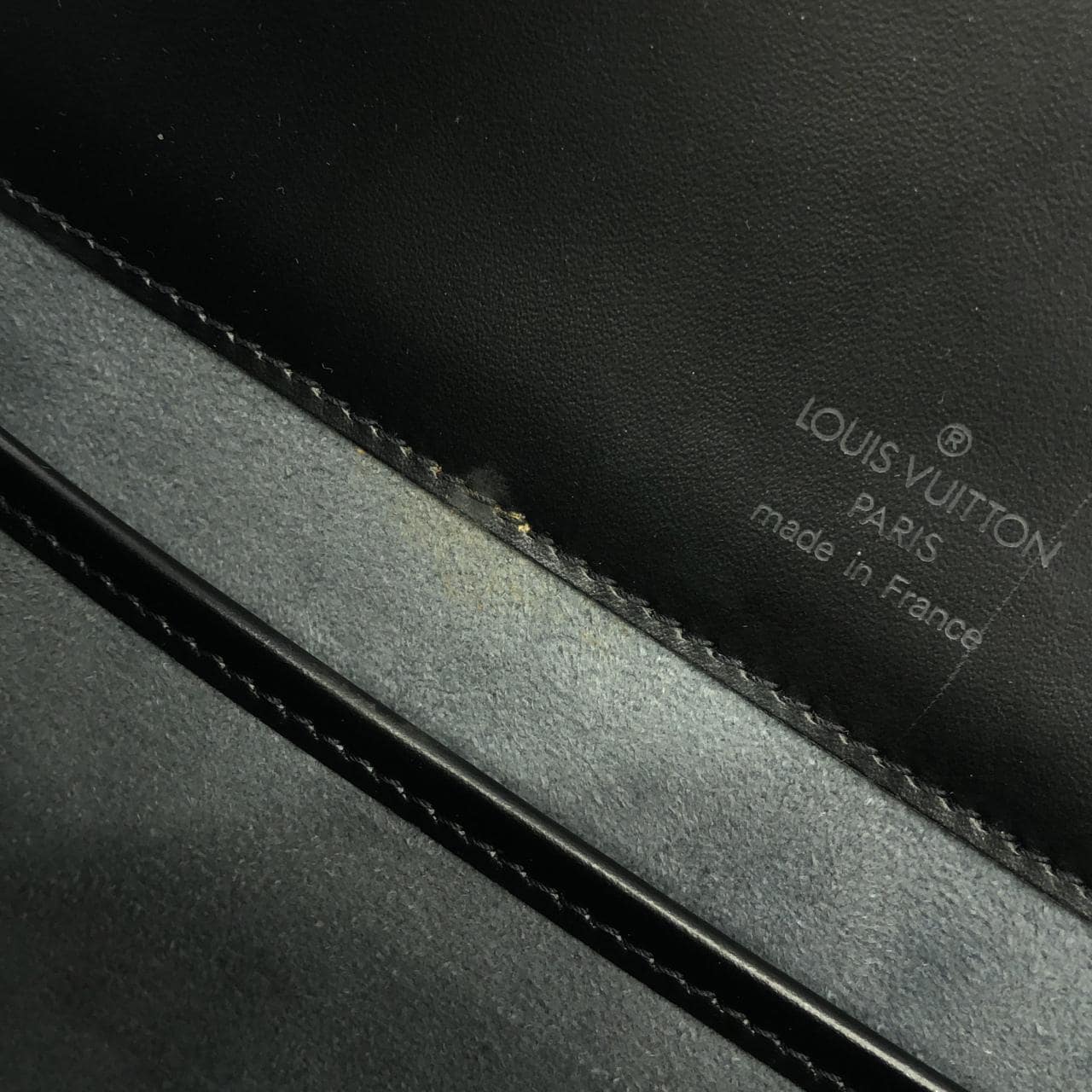 【ヴィンテージ】ルイヴィトン エピ ノクターン GM M52172 ショルダーバッグ