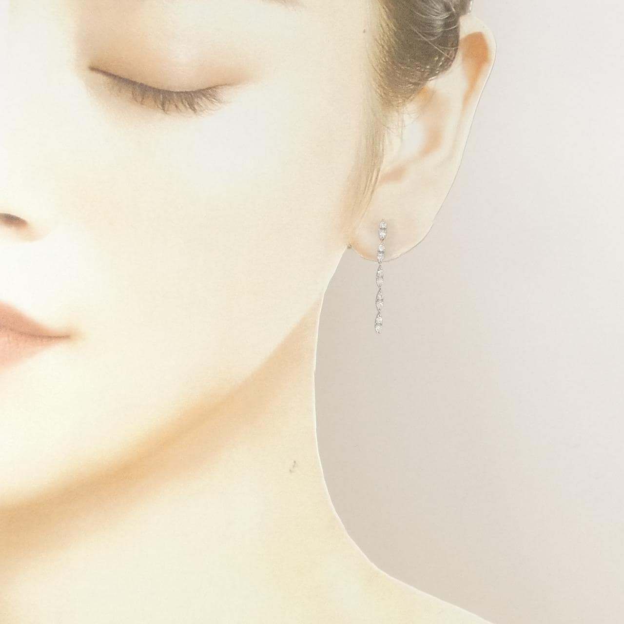 750WG ダイヤモンド ピアス