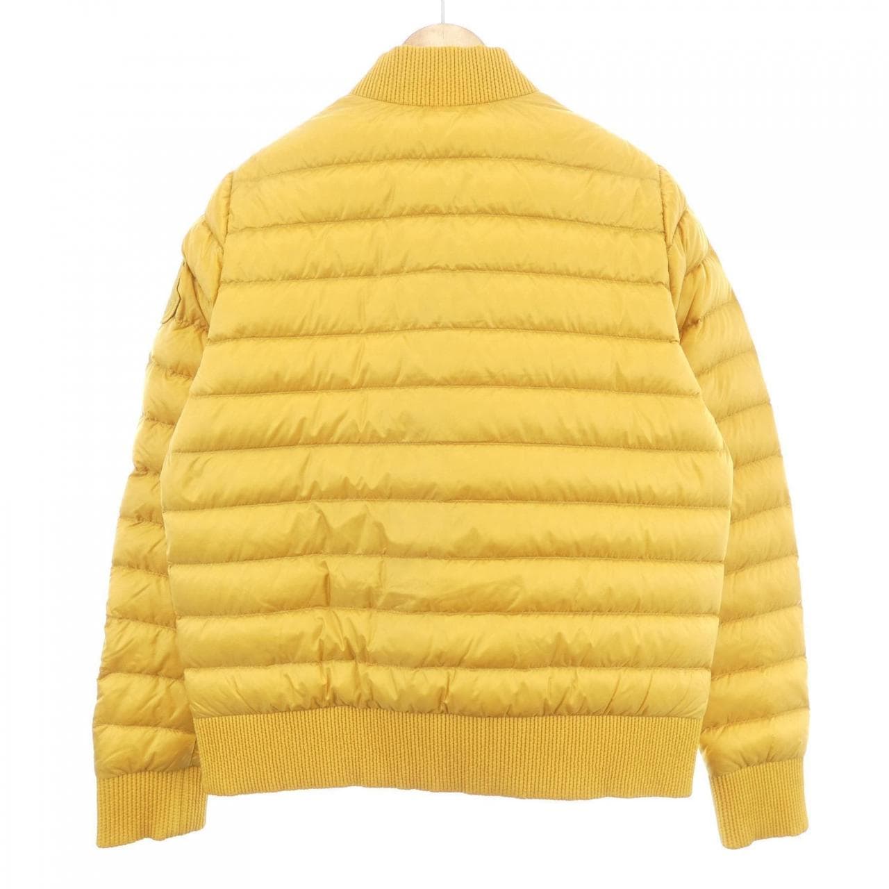 モンクレール MONCLER ダウンジャケット