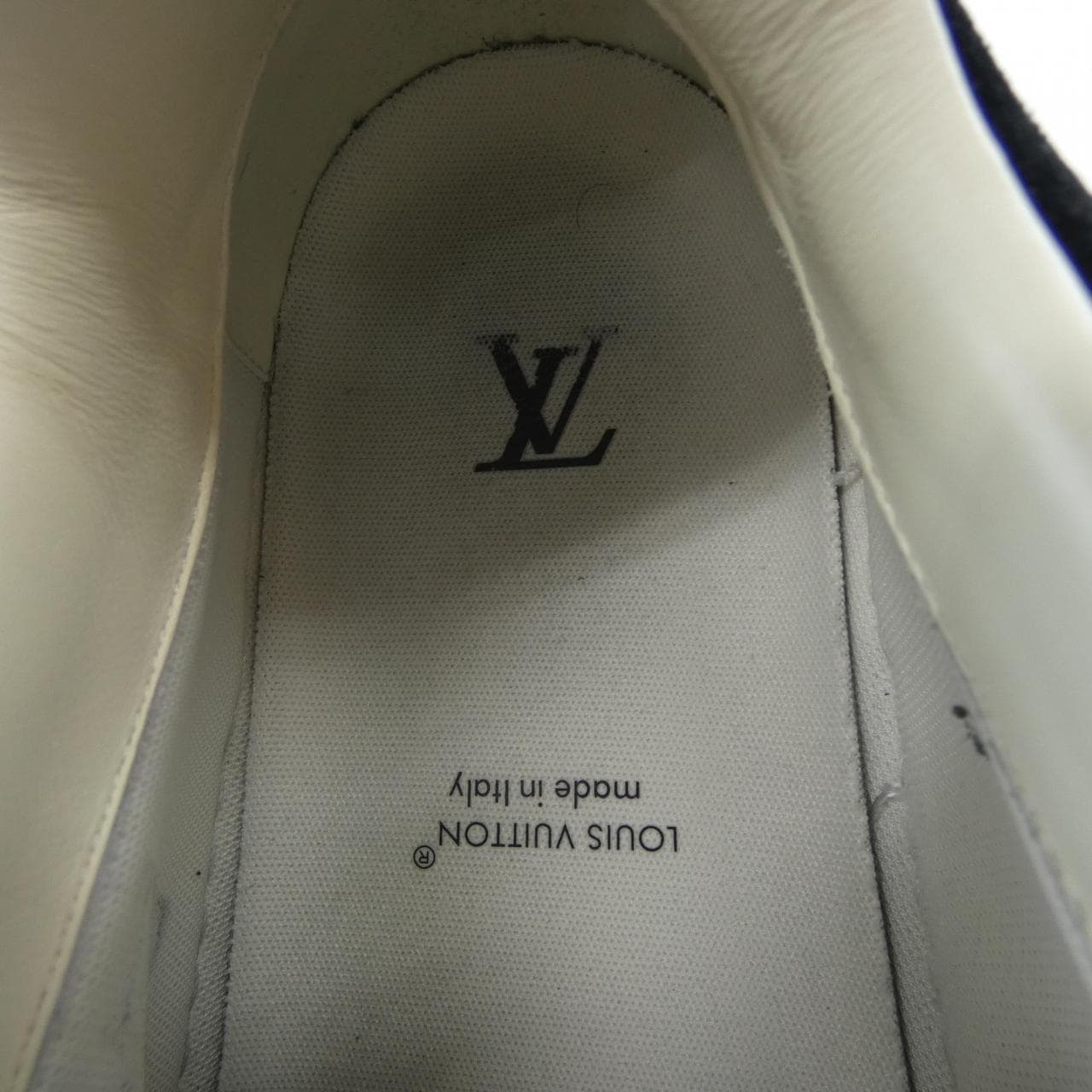 ルイヴィトン LOUIS VUITTON LVティルテッド スニーカー