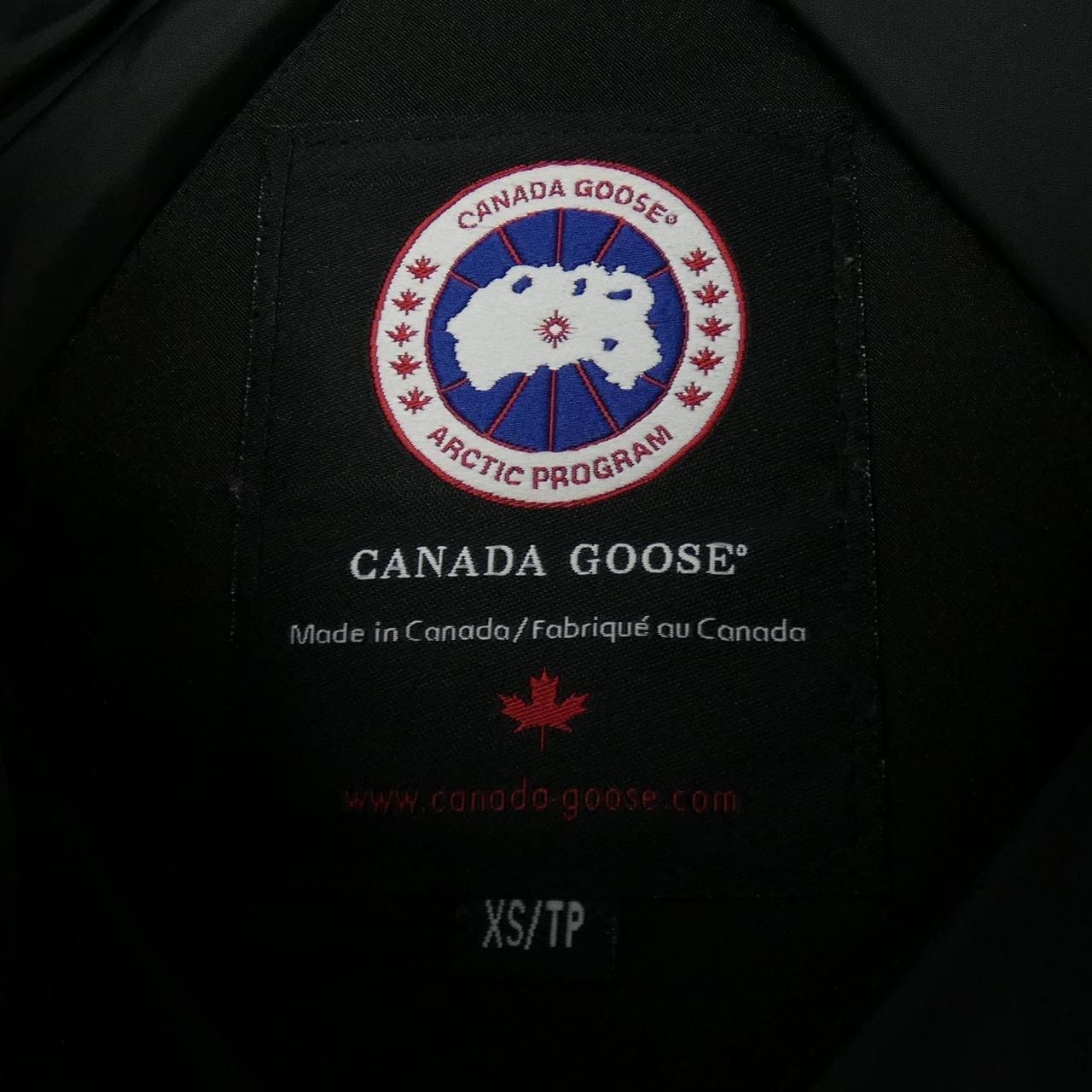 カナダグース CANADA GOOSE ダウンジャケット