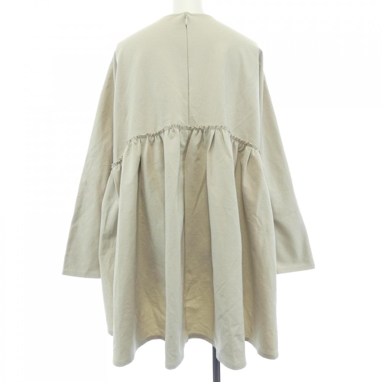 カレンソロジー Curensology トップス