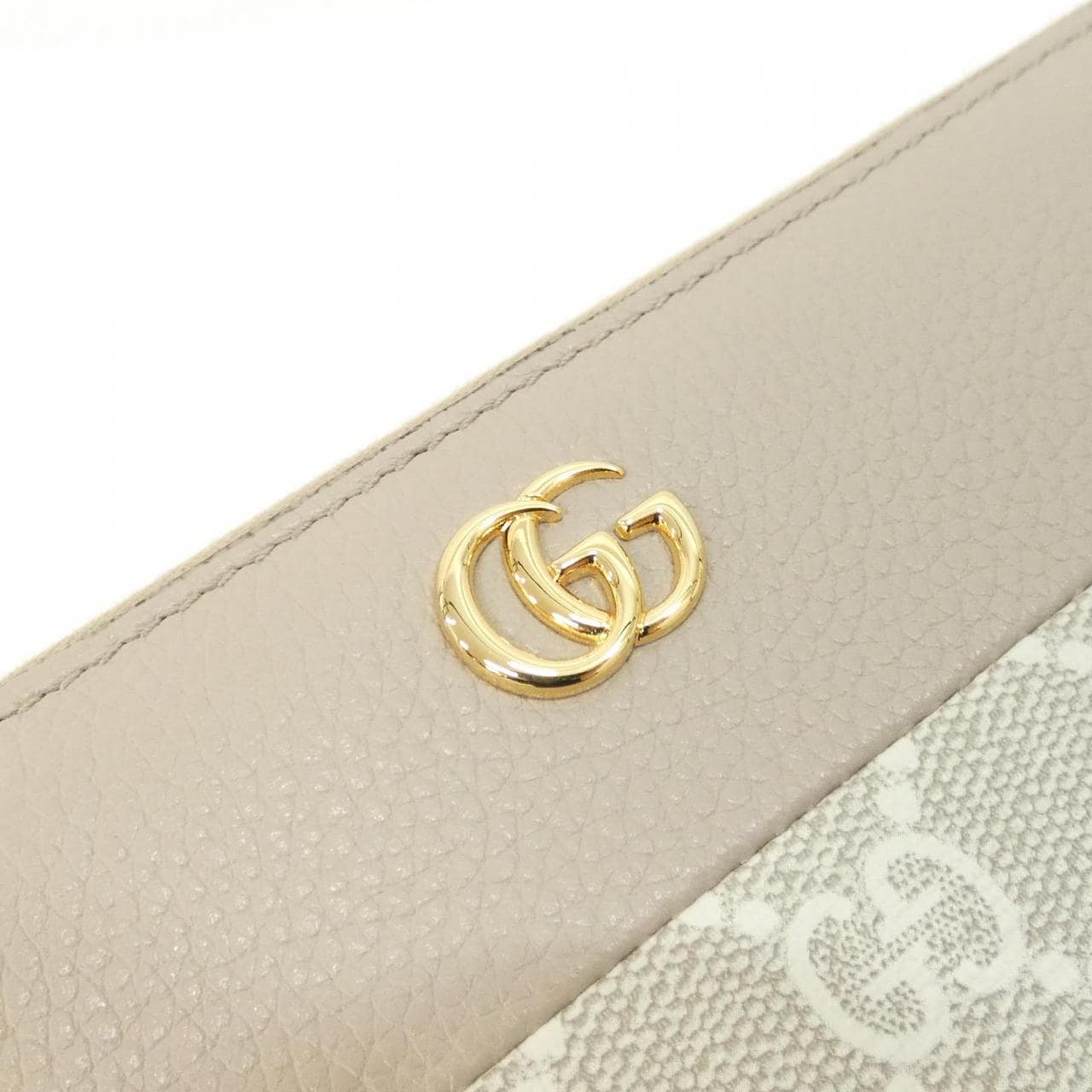 グッチ GG MARMONT 456117 AAE5E 財布