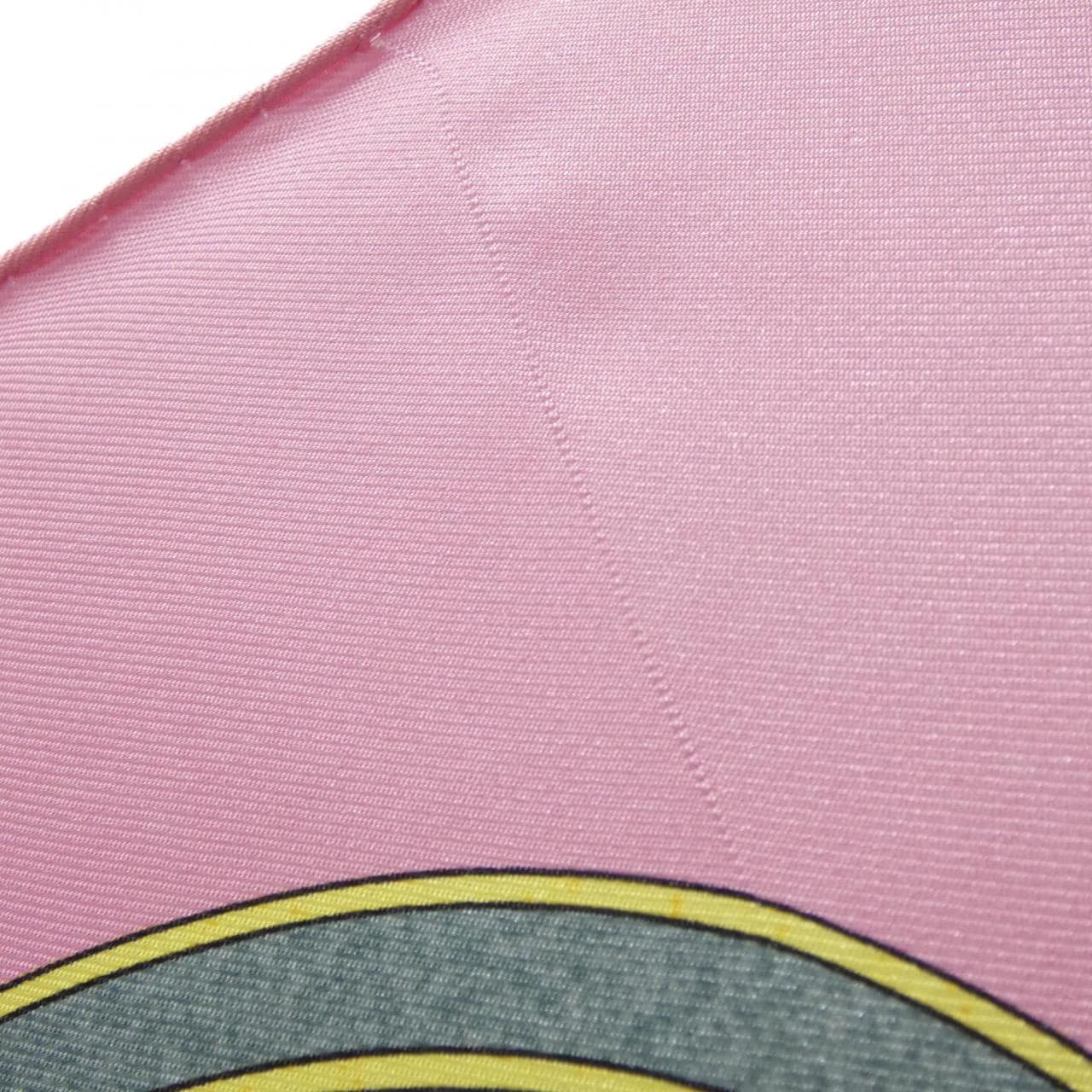 エルメス QU'IMPORTE LE FLACON カレ スカーフ