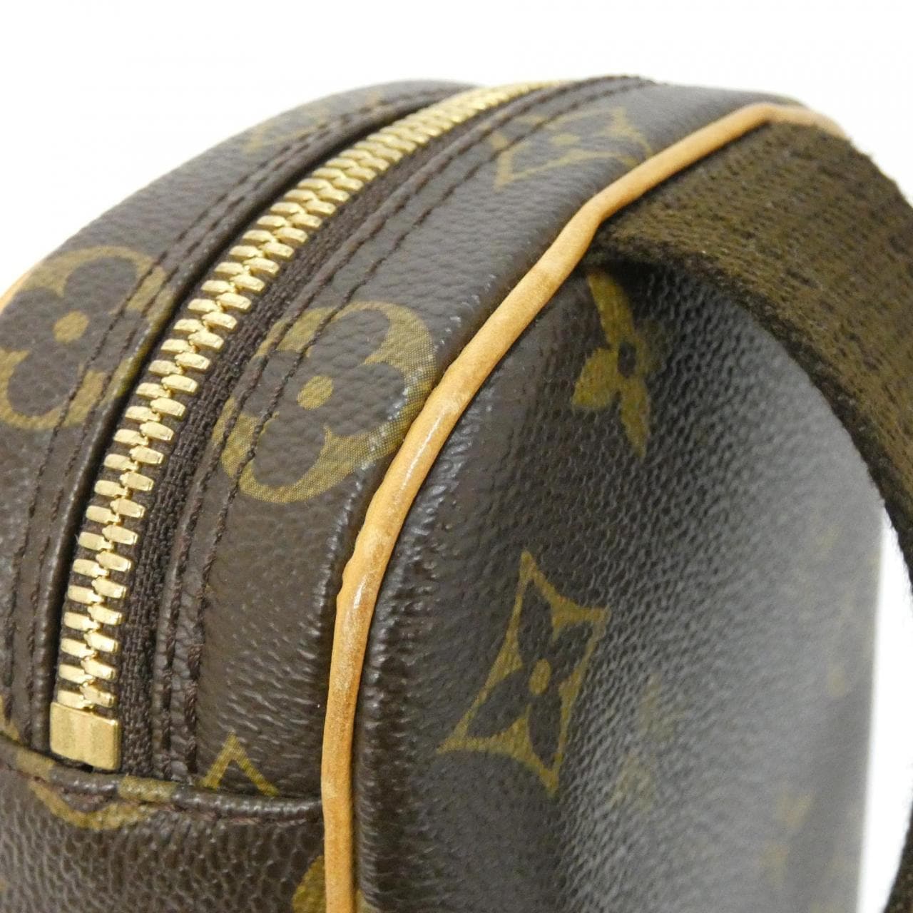 ルイヴィトン モノグラム ポシェット ガンジュ M51870 ショルダーバッグ