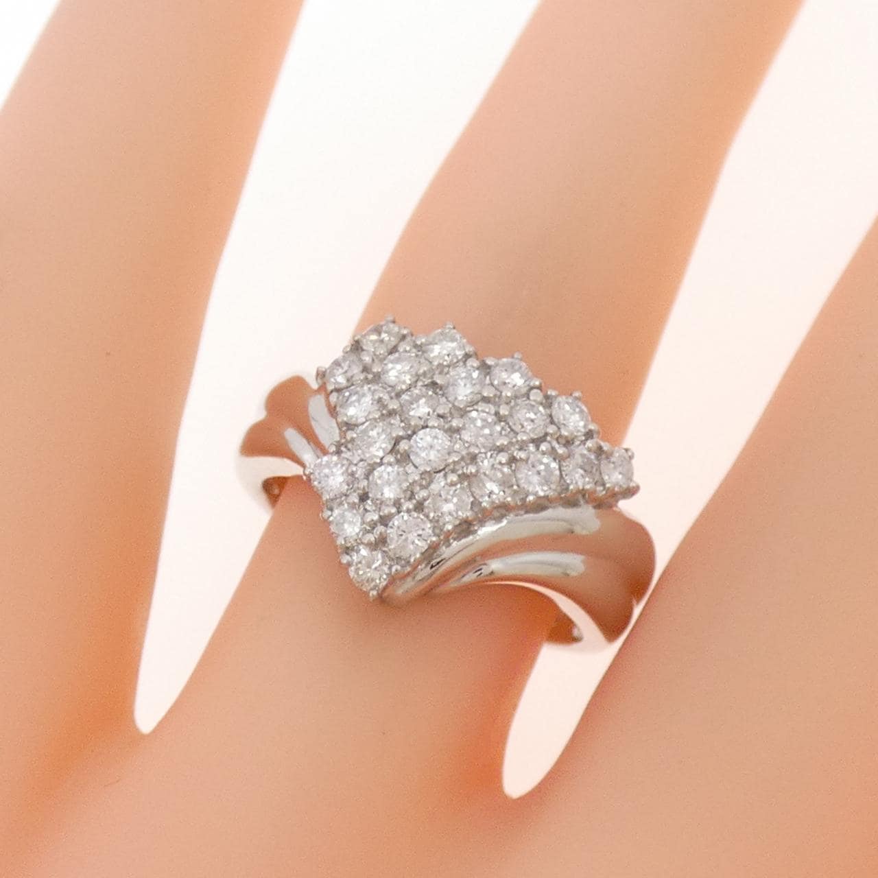 PT850 ダイヤモンド リング 0.59CT