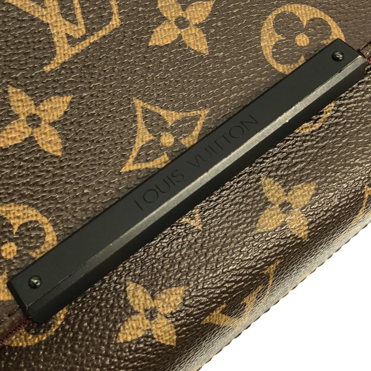 ルイヴィトン モノグラム マカサー ディストリクト PM M40935 ショルダーバッグ