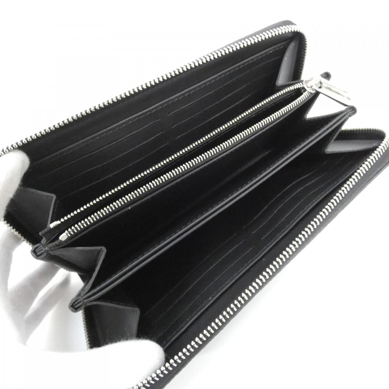 ルイヴィトン マヒナ ジッピー ウォレット M61867 財布