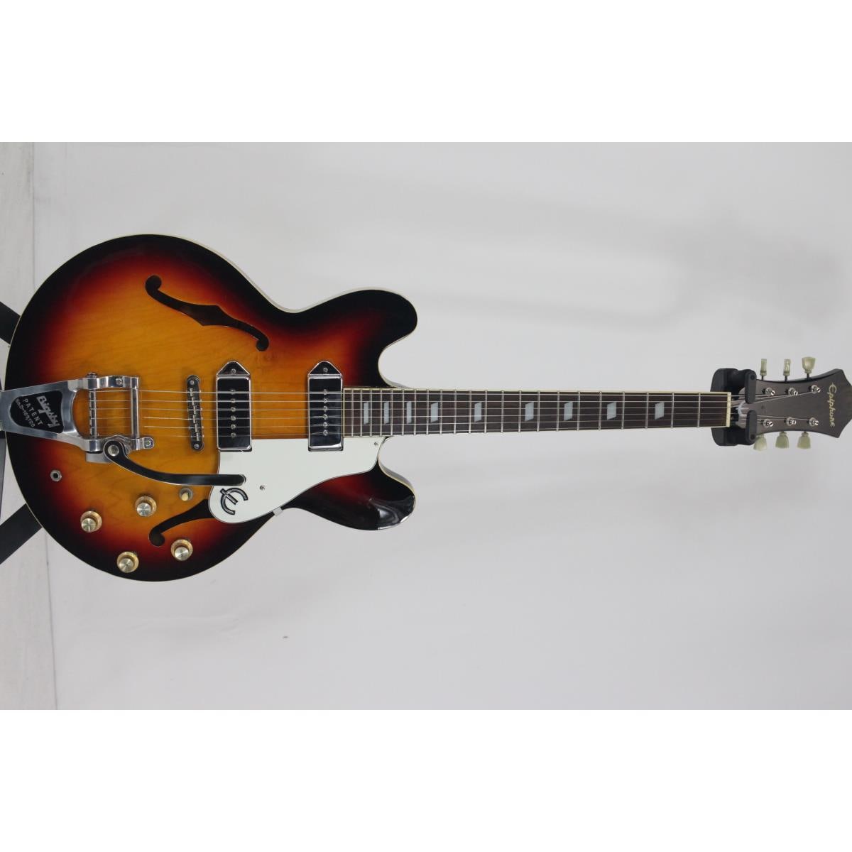 Epiphone カジノ　NA  ビグズビー エピフォンのカジノにビグスビーを取り付ける。 – 楽器製作所RMI