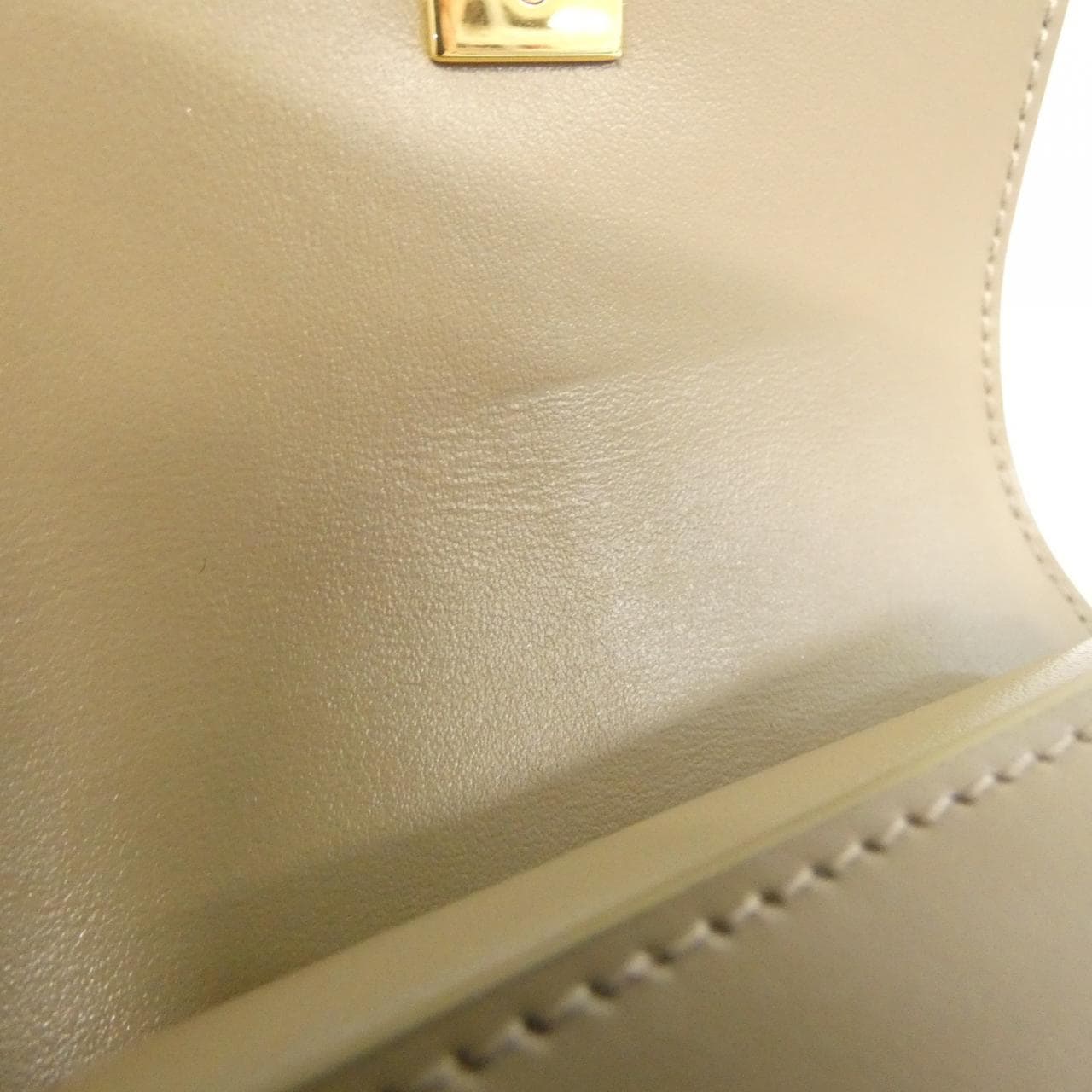 セリーヌ スモール ウォレット 16 10F523CQ7 財布