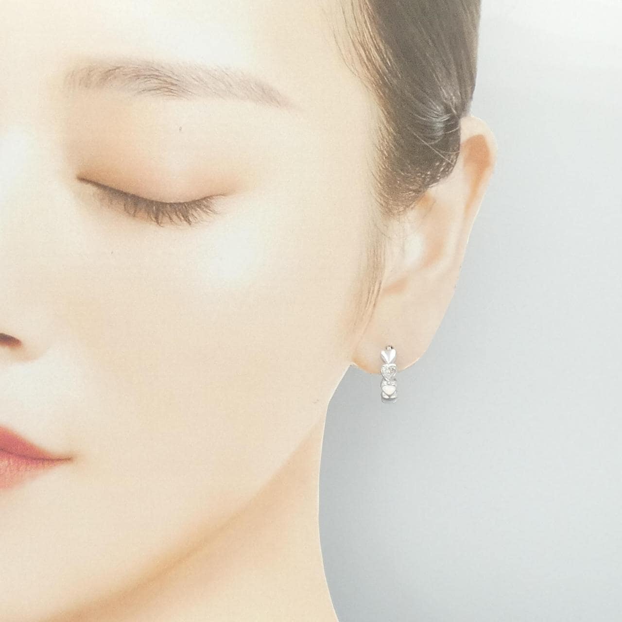 K14WG ハート ダイヤモンド ピアス 0.06CT