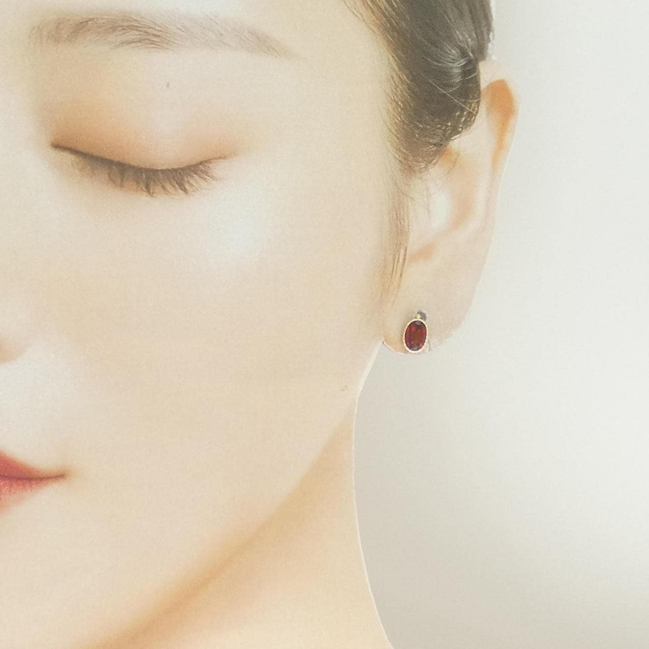 【新品】K10YG ガーネット ピアス