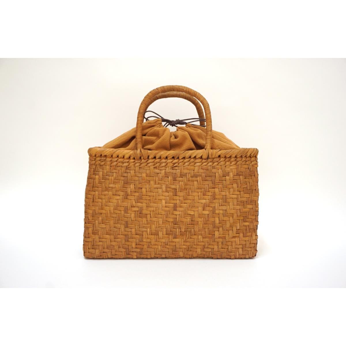 【新品】山葡萄バッグ
