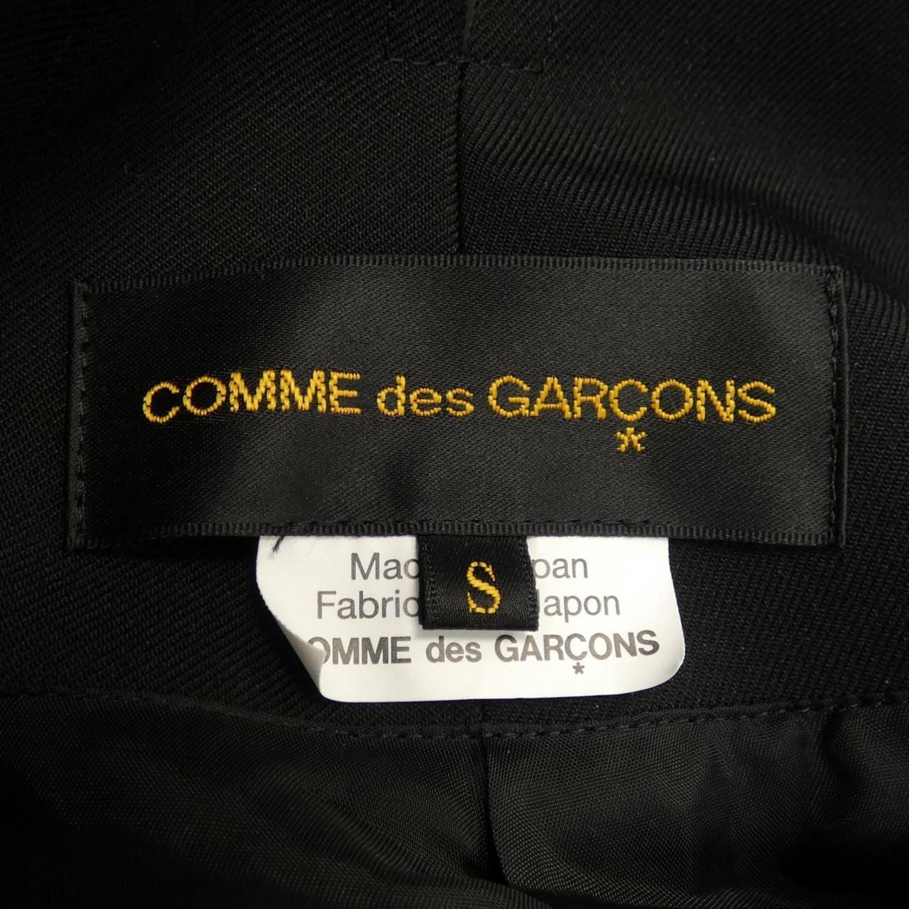 COMMME des GARCONS外套